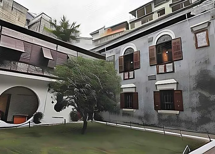 Hou Kong Hotel
