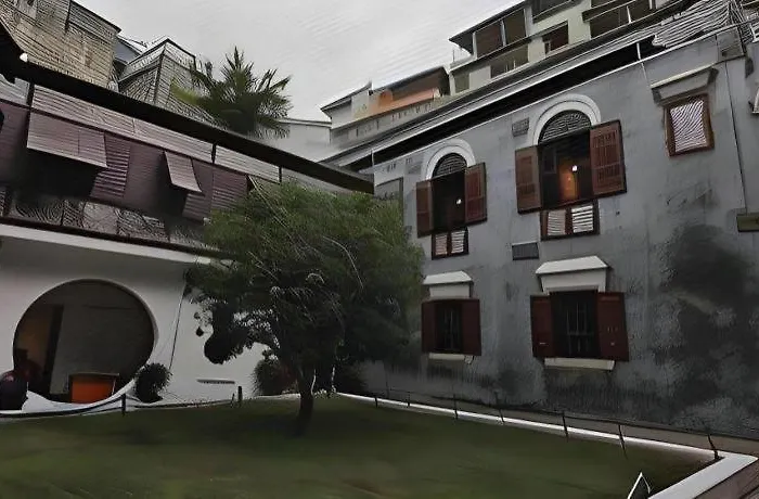 Hou Kong Hotel